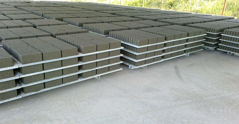 <a href=http://www.cnqzsy.com/ target=_blank class=infotextkey>免燒磚托板</a>