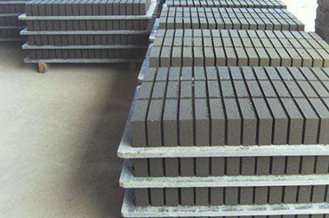 <a href=http://www.cnqzsy.com/ target=_blank class=infotextkey>免燒磚托板</a>