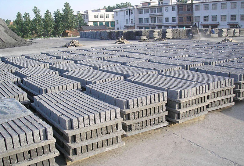 <a href=http://www.cnqzsy.com/ target=_blank class=infotextkey>空心磚托板</a>廠家